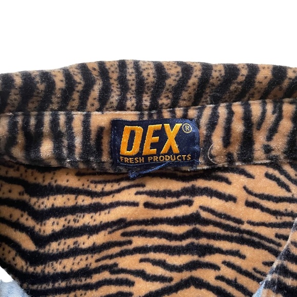 Vintage 90s Y2K Dex Fuzzy Tiger Print Long Sleeve Collared Button Up Top Medium - Picture 4 of 4